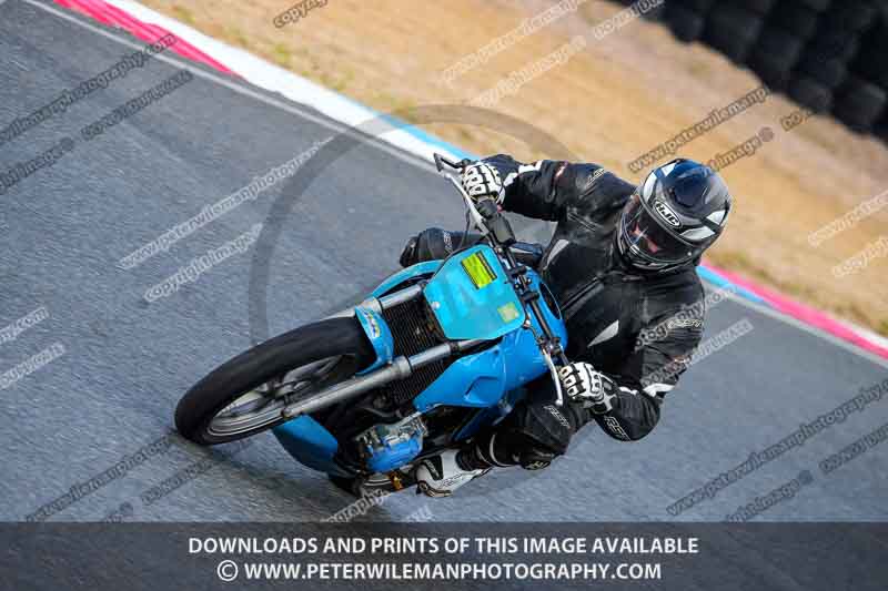 enduro digital images;event digital images;eventdigitalimages;mallory park;mallory park photographs;mallory park trackday;mallory park trackday photographs;no limits trackdays;peter wileman photography;racing digital images;trackday digital images;trackday photos